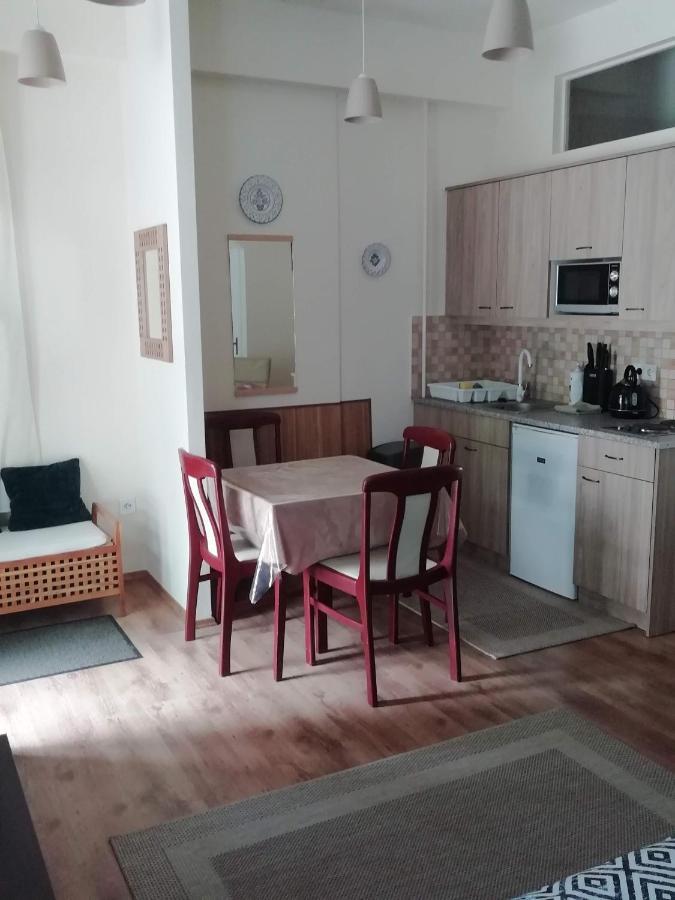 Cehmesterek Apartman Eger Exterior foto