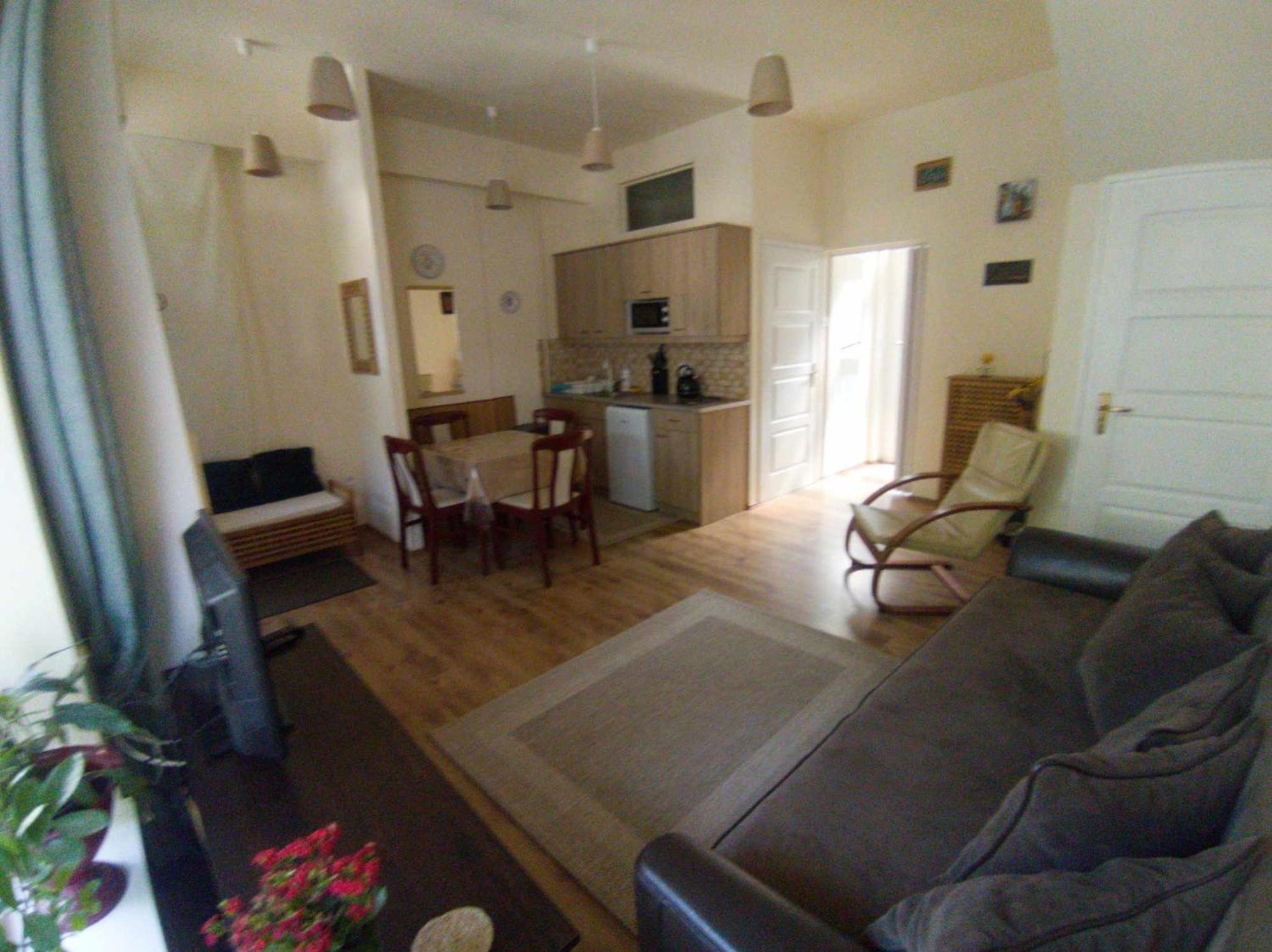 Cehmesterek Apartman Eger Exterior foto